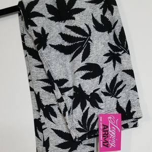 Cannabis Leggings
